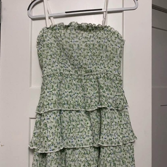 Floral Green Mini Dress - Picture 1 of 2
